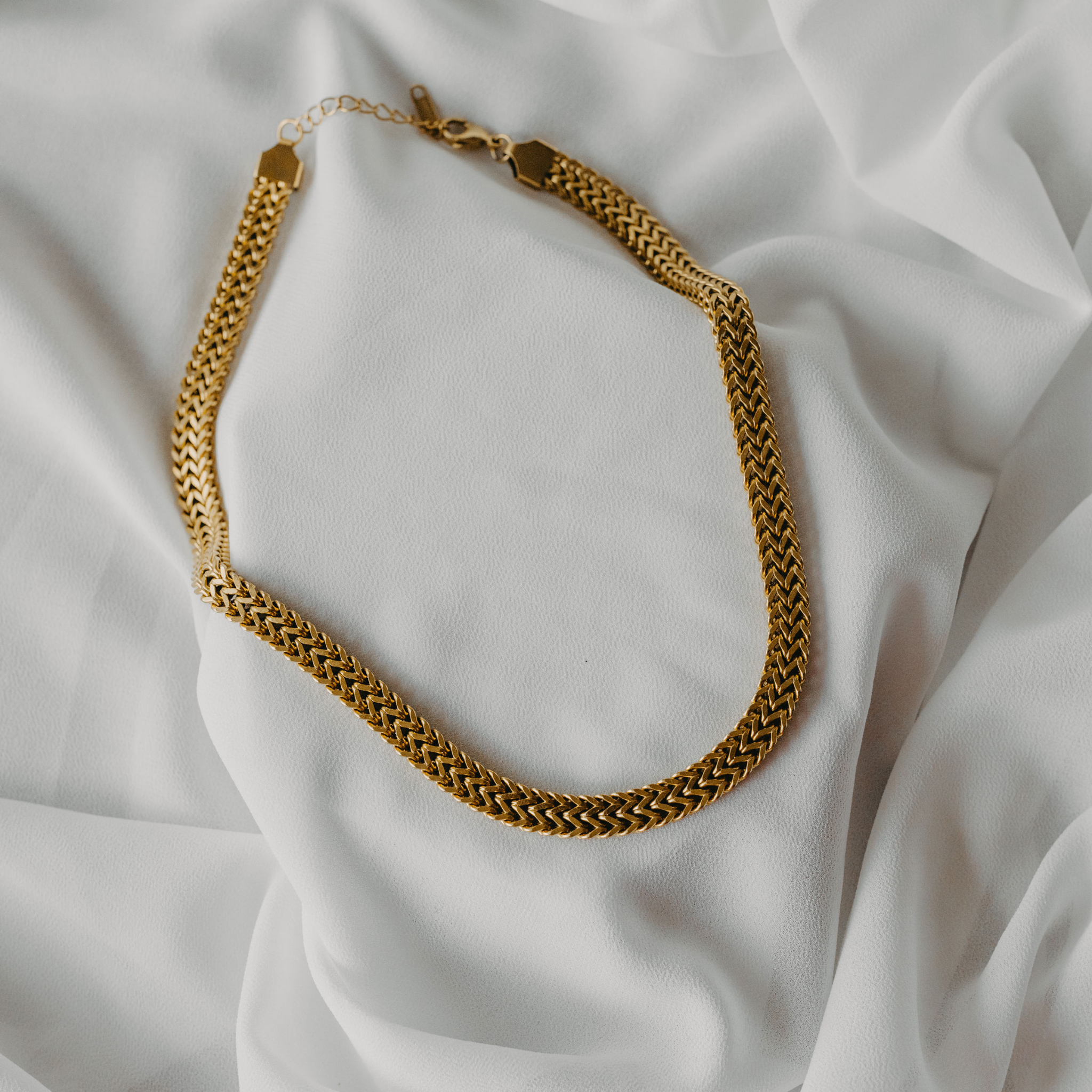 Chained Romance Necklace