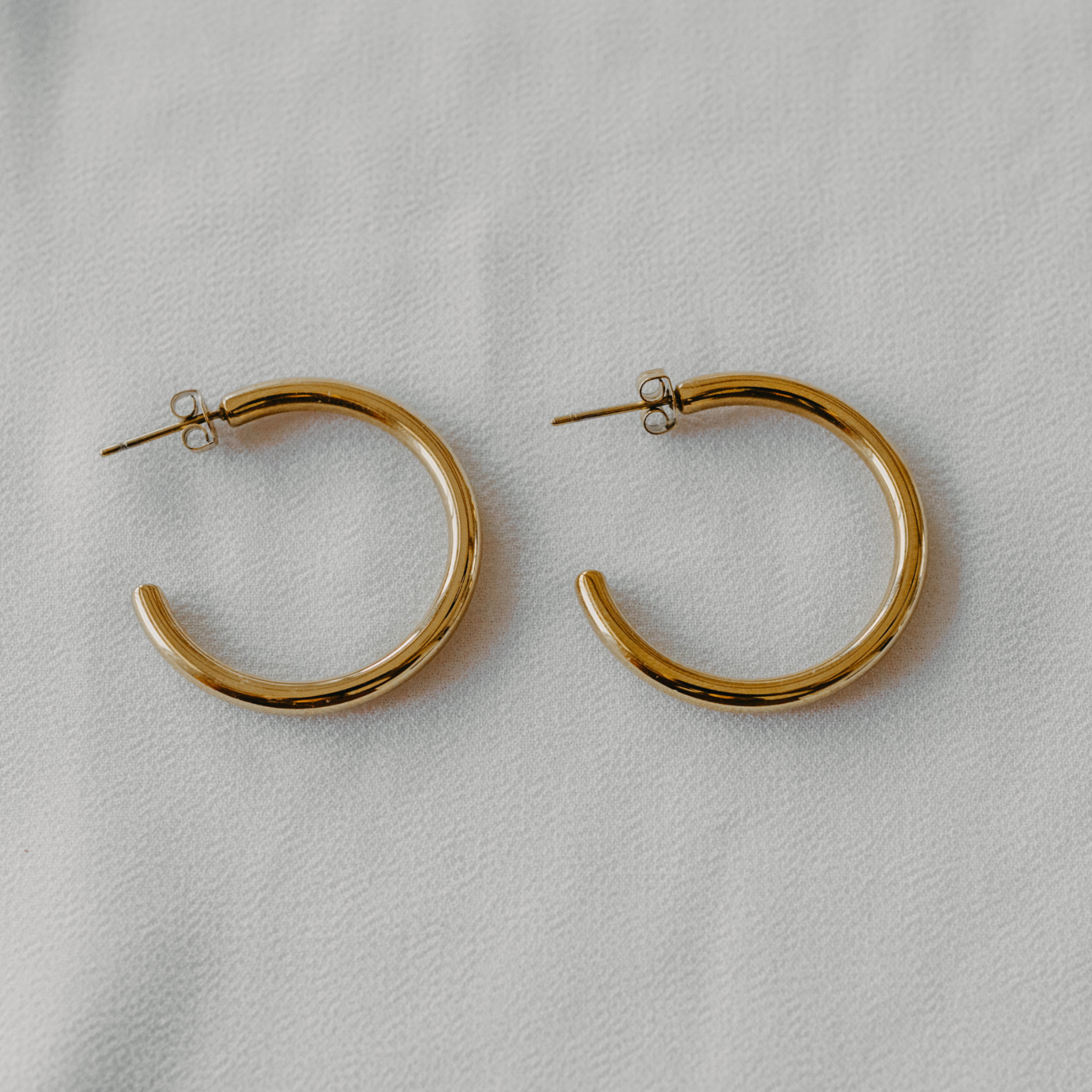 The Essential Waterproof Hoop Earrings