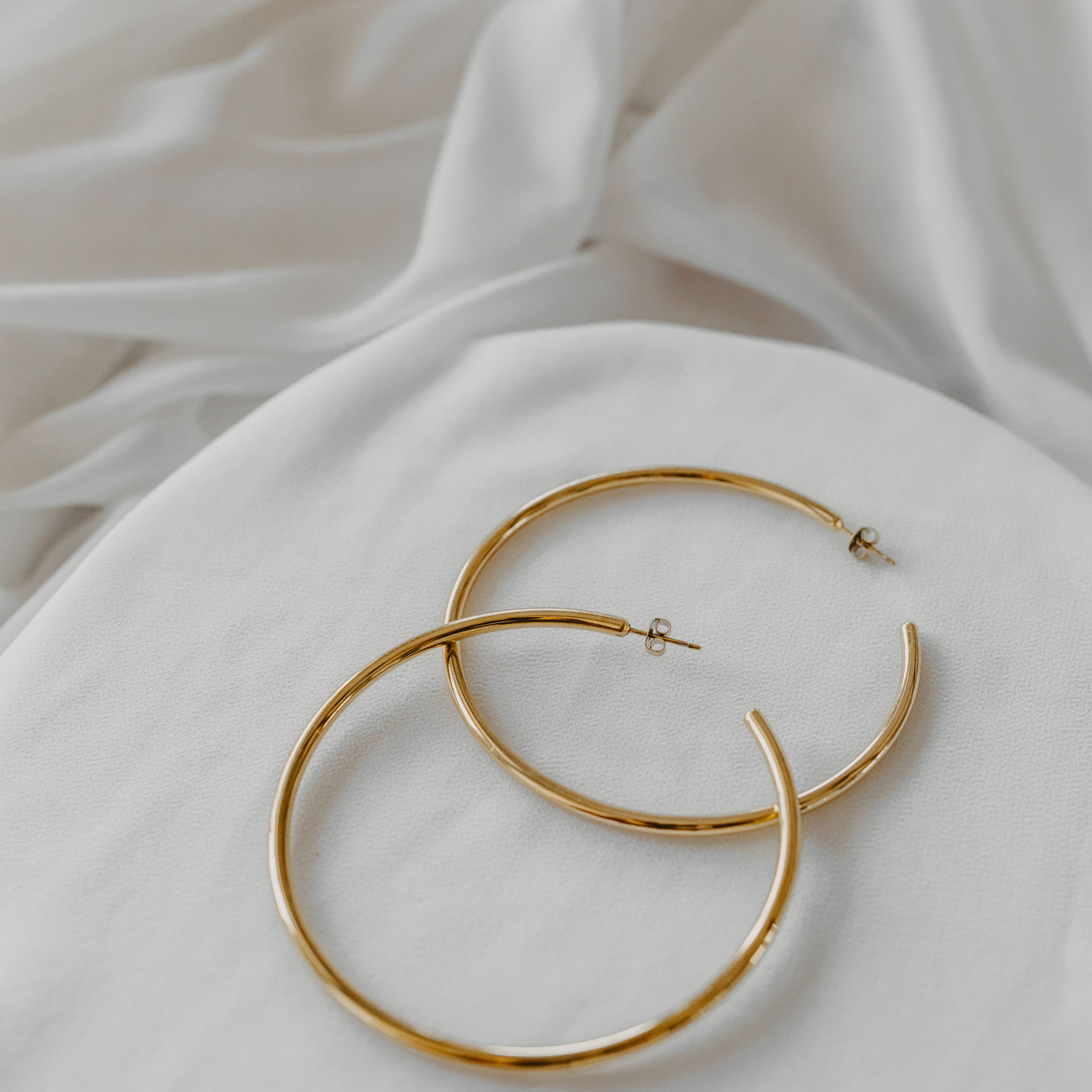 The Essential Waterproof Hoop Earrings