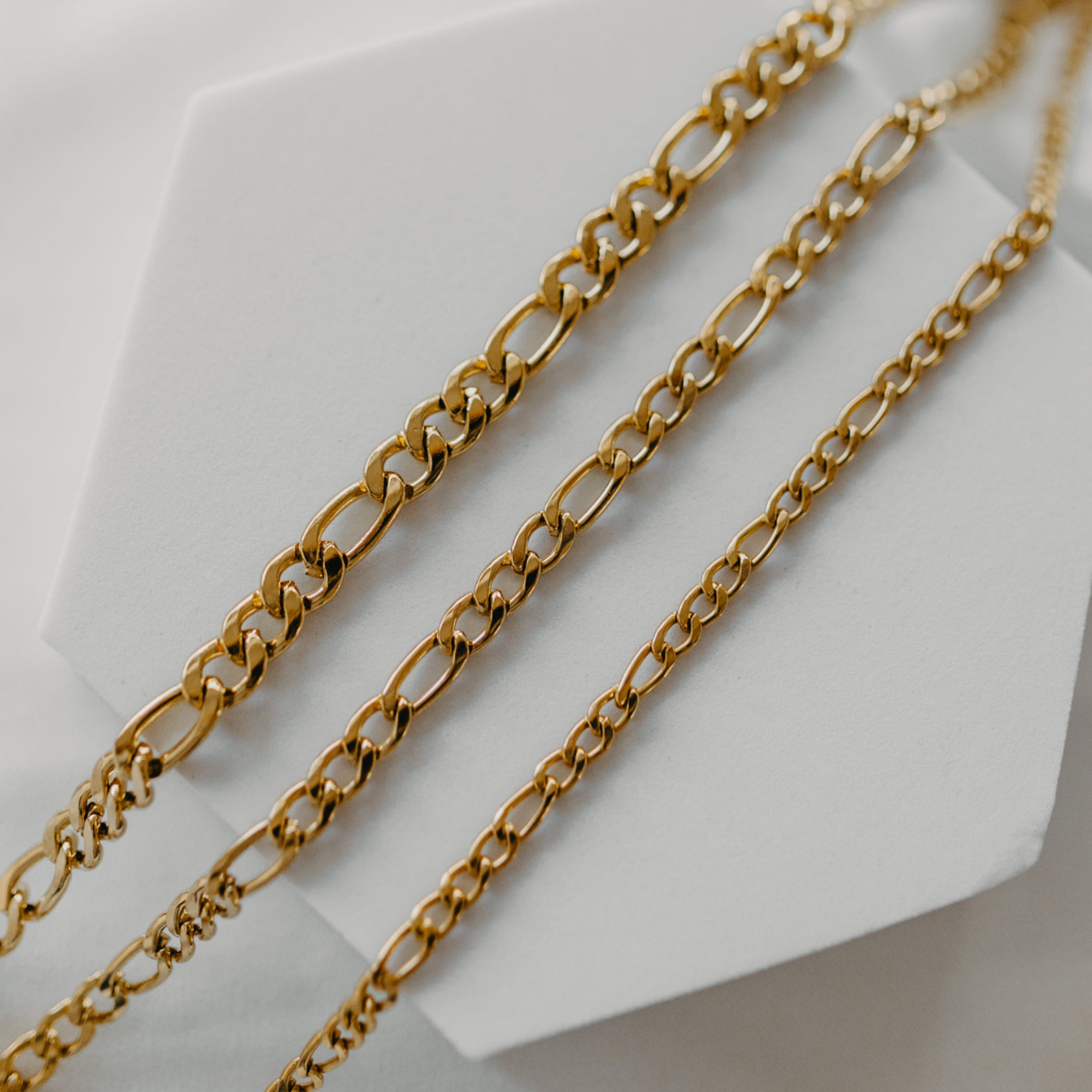 Ariel 8mm Figaro Chain Necklace