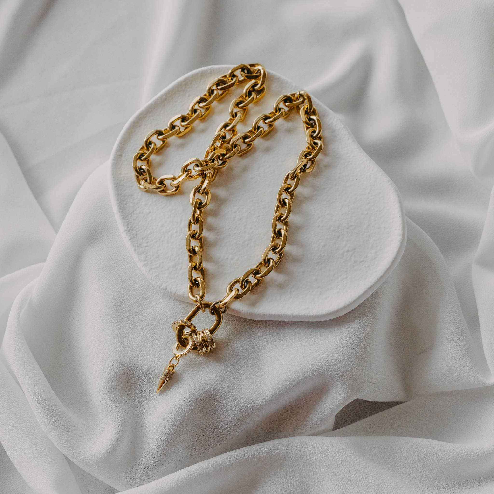 Golden Current Necklace