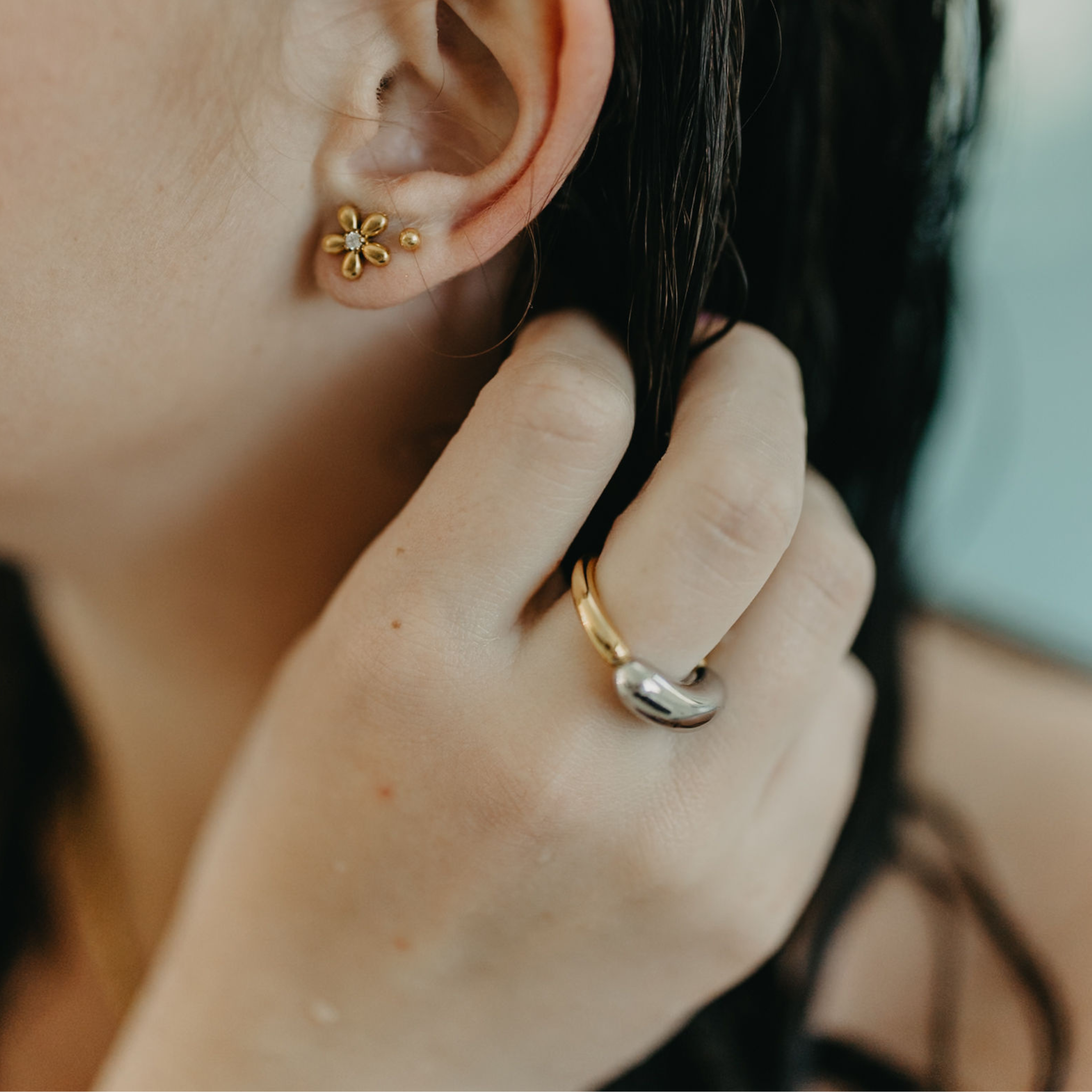 Morning Dew Ball Stud Earrings