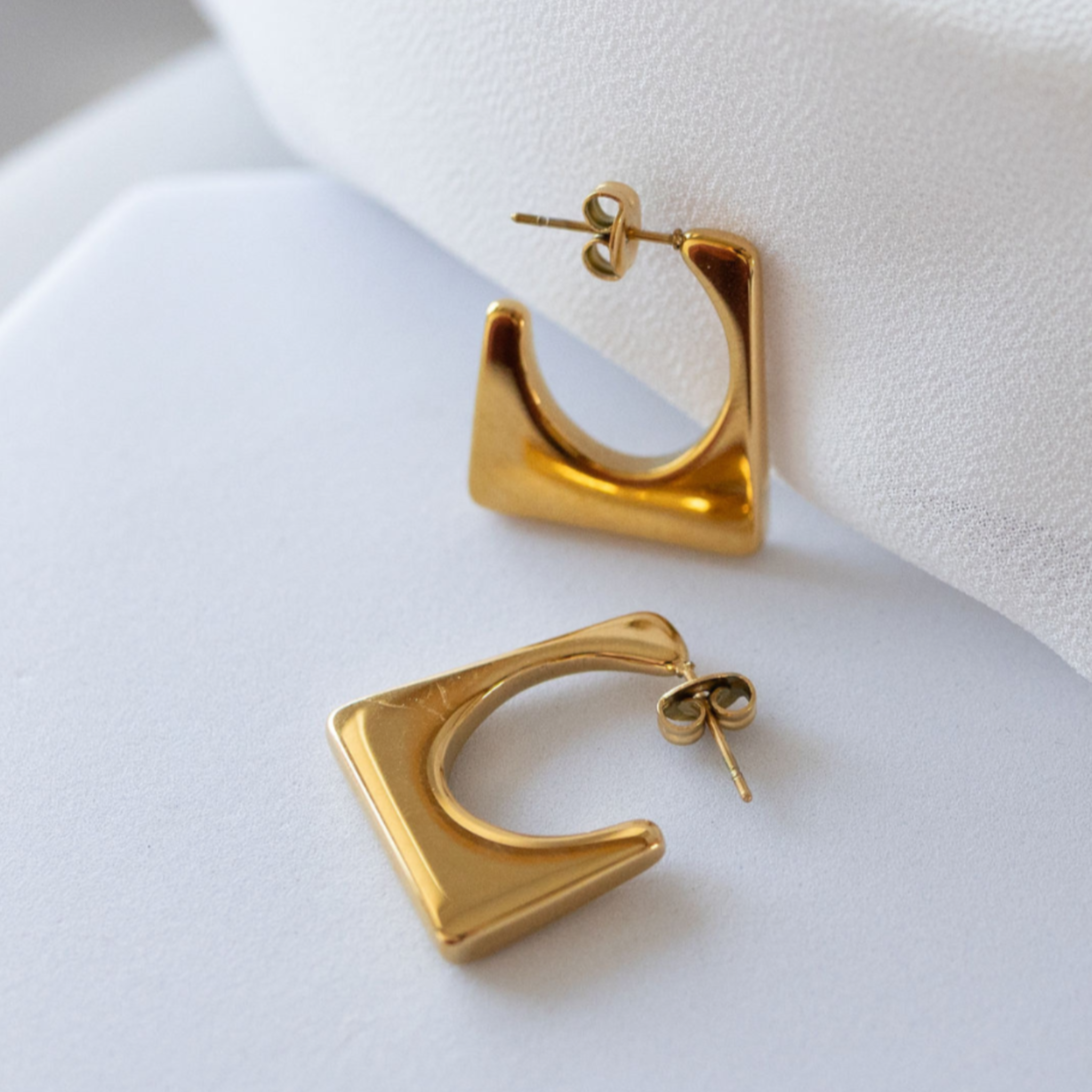 Shoreline Shine Earrings