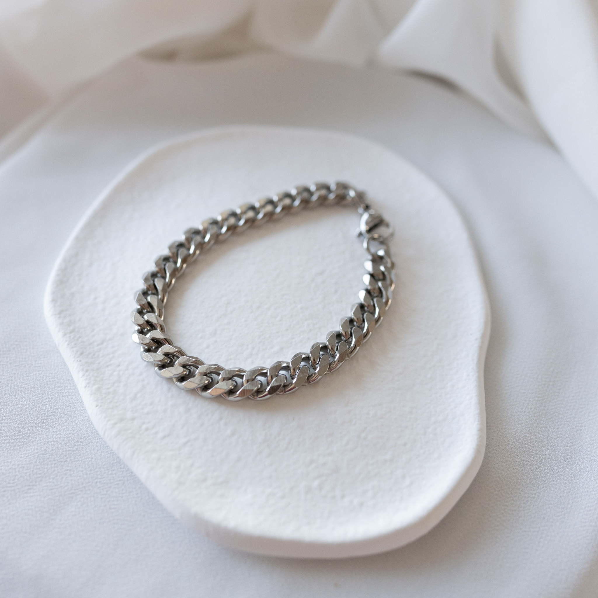 Sunseeker Cuban link bracelet in silver stainless steel with polished finish waterproof jewelry