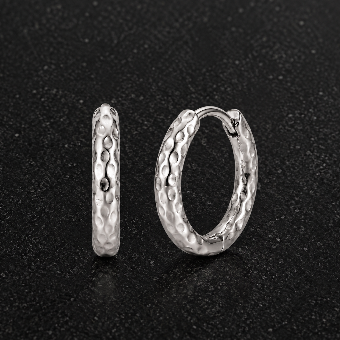 🎁 Aura Huggie Earrings (100% off)