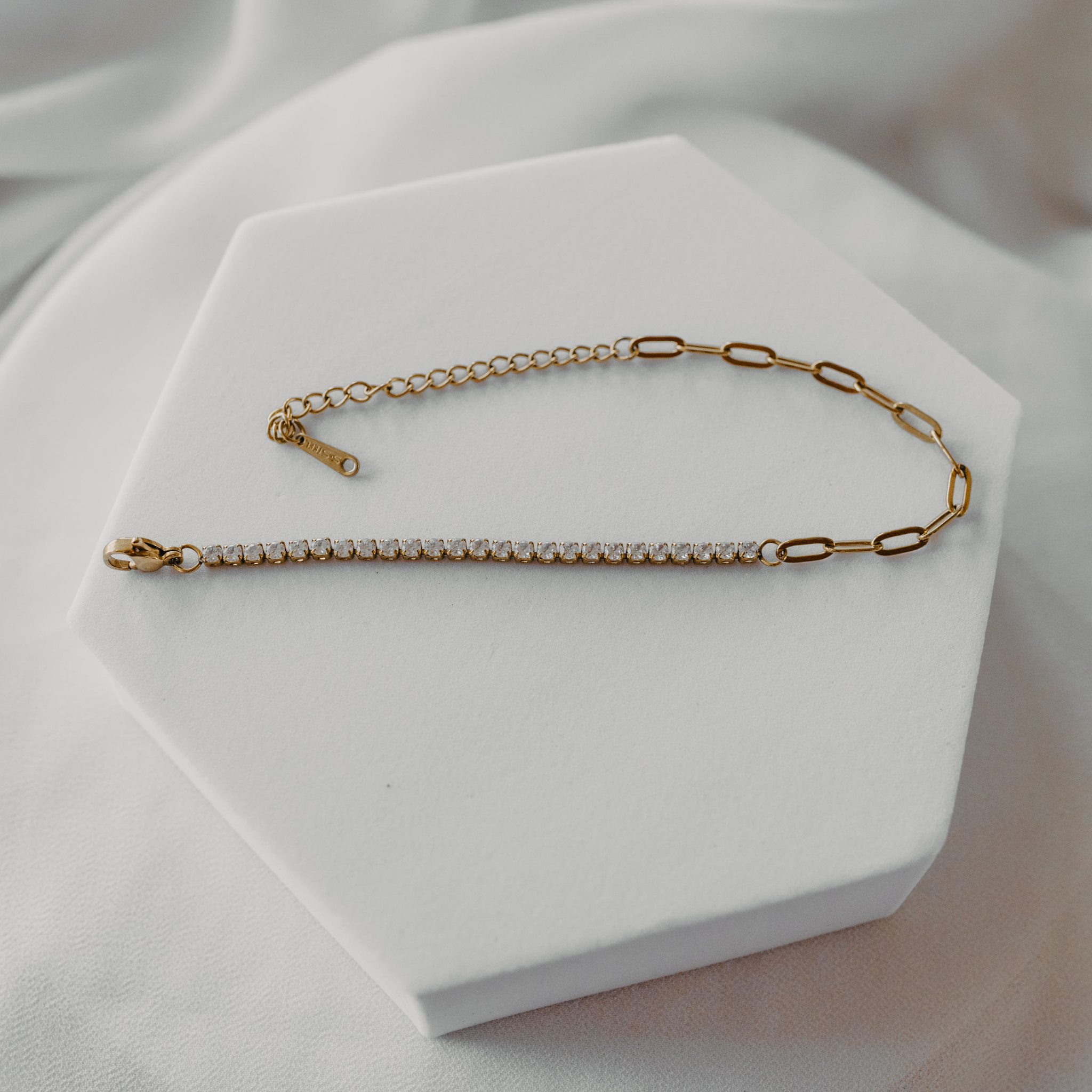 Catch The Light Waterproof Gold Anklet