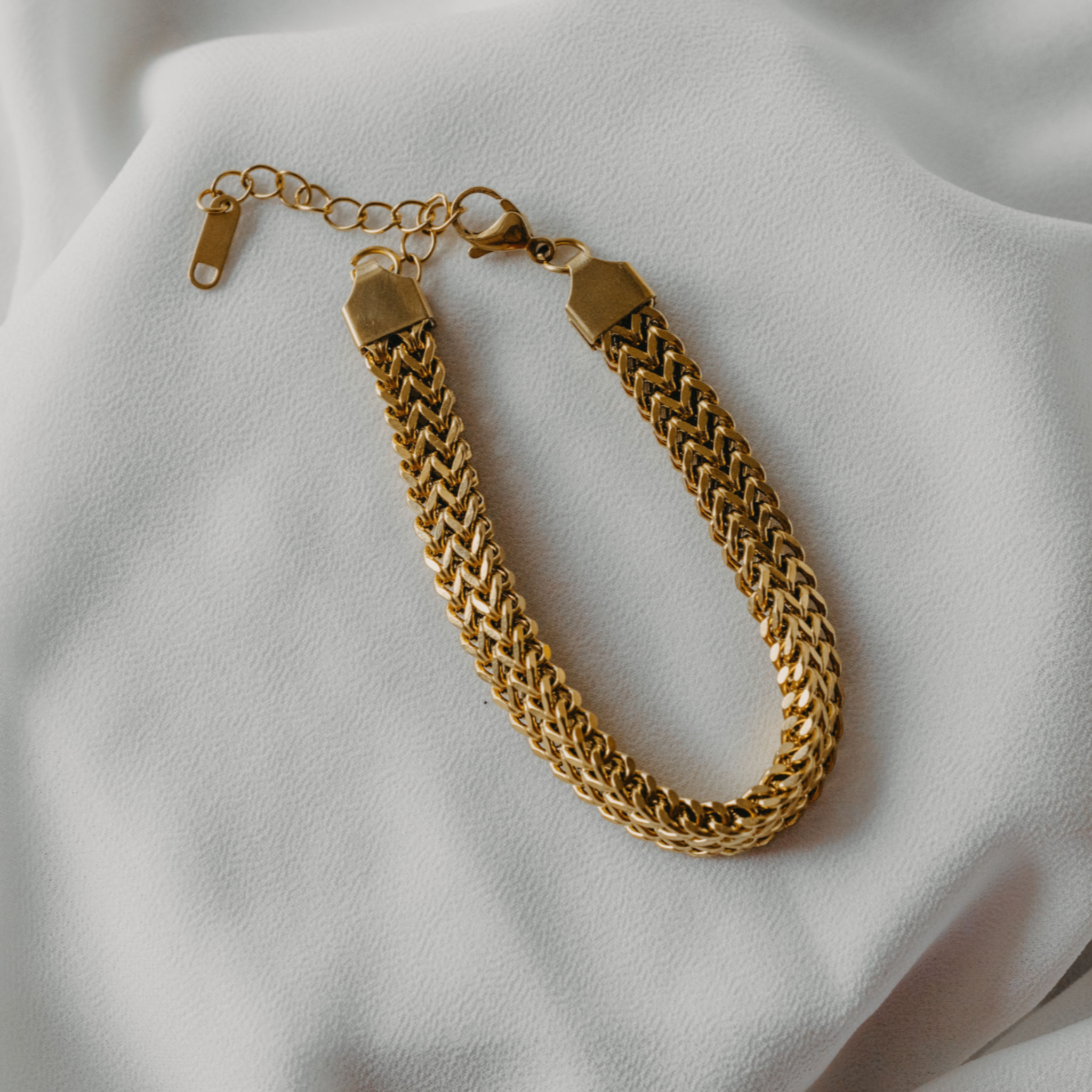 Chained Romance Bracelet