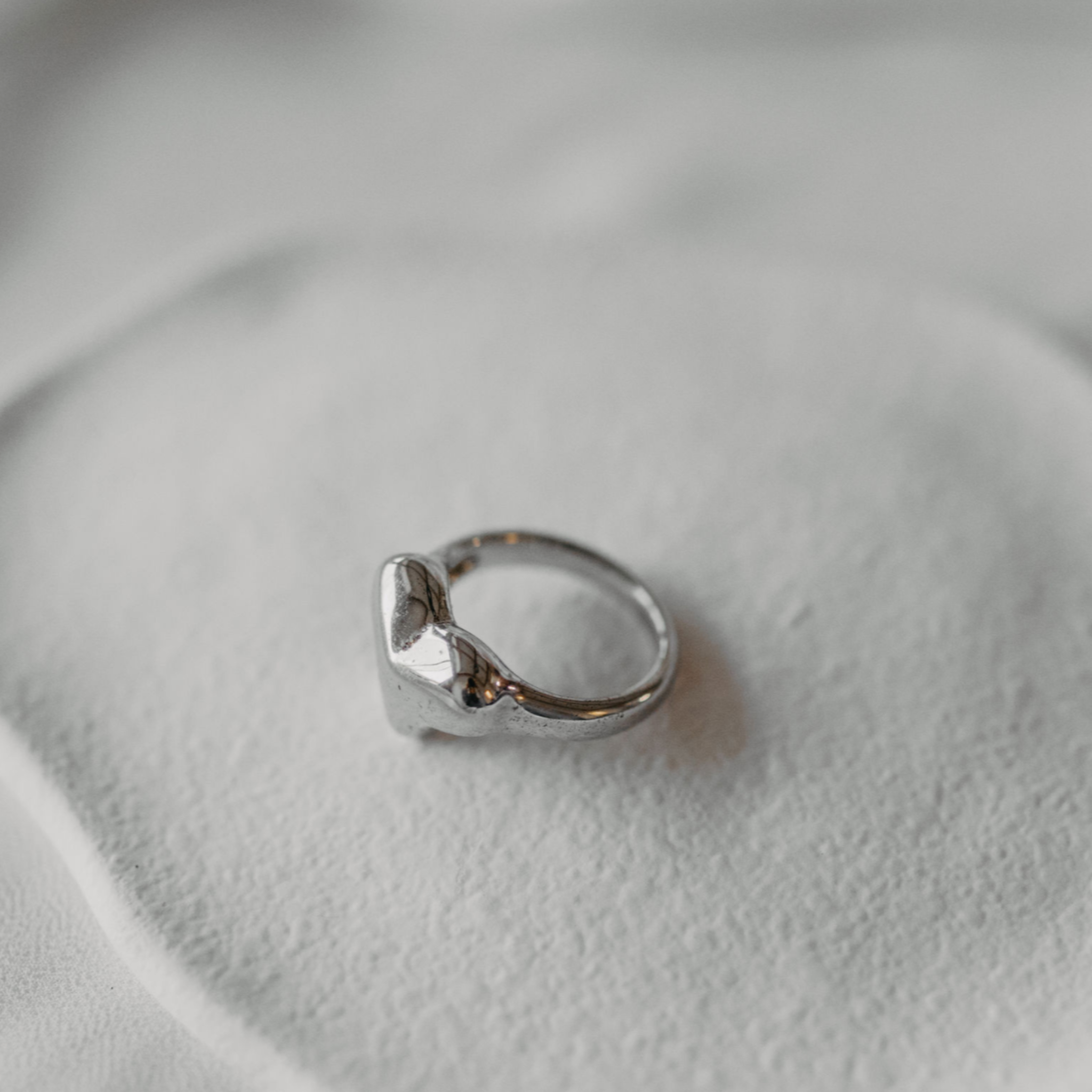 "Depths of Love" Heart Ring