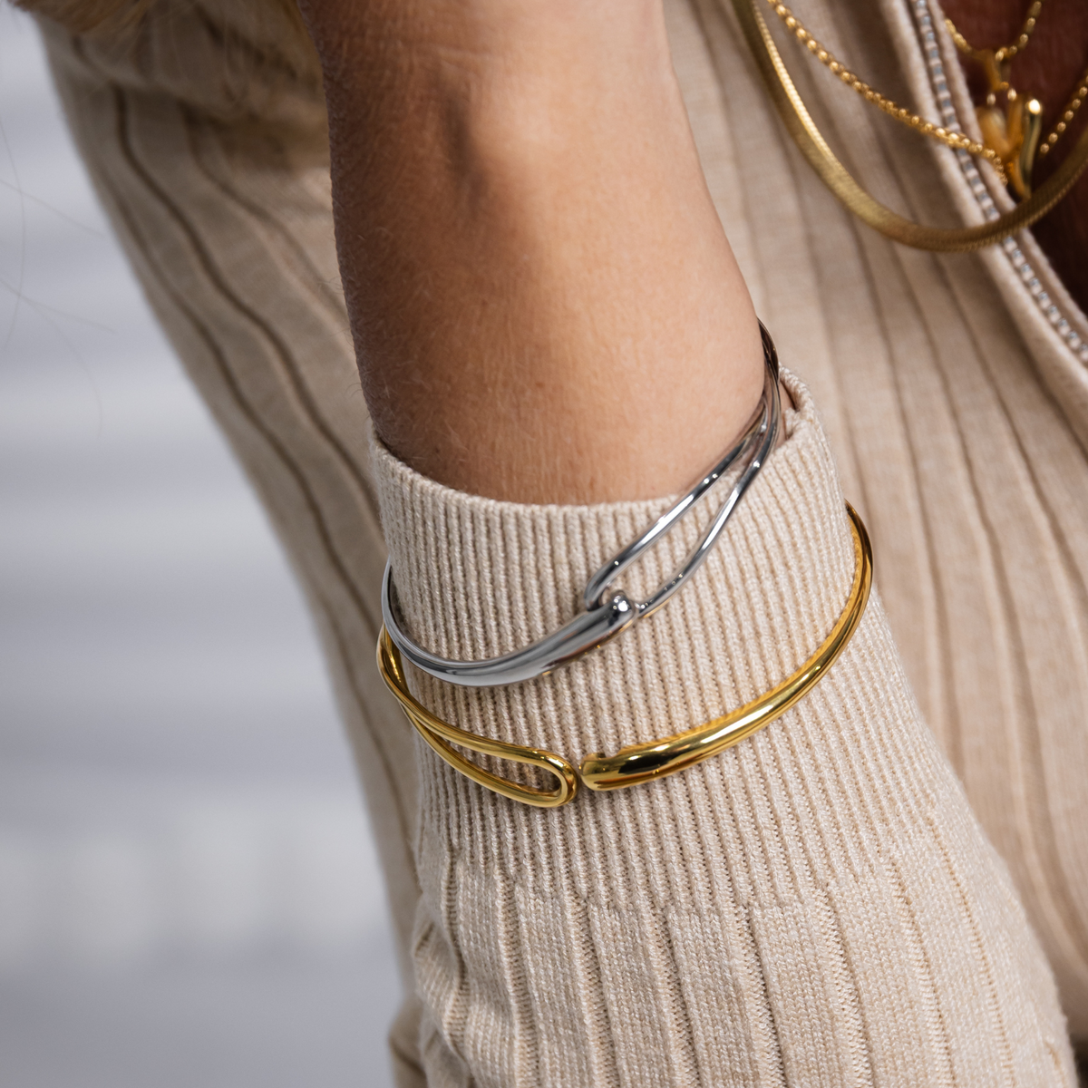Dainty Drift Bracelet