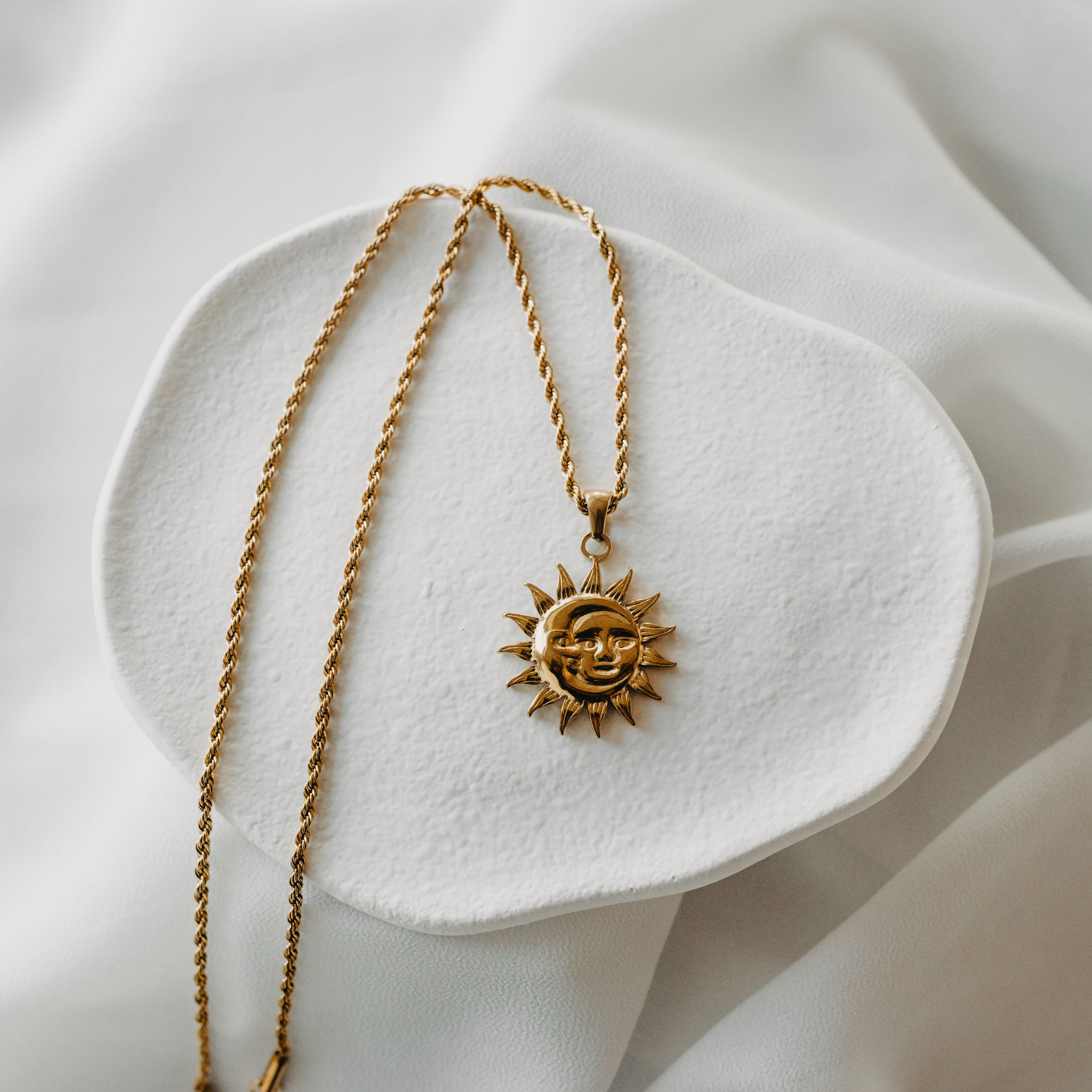 Dawn to Dusk Necklace