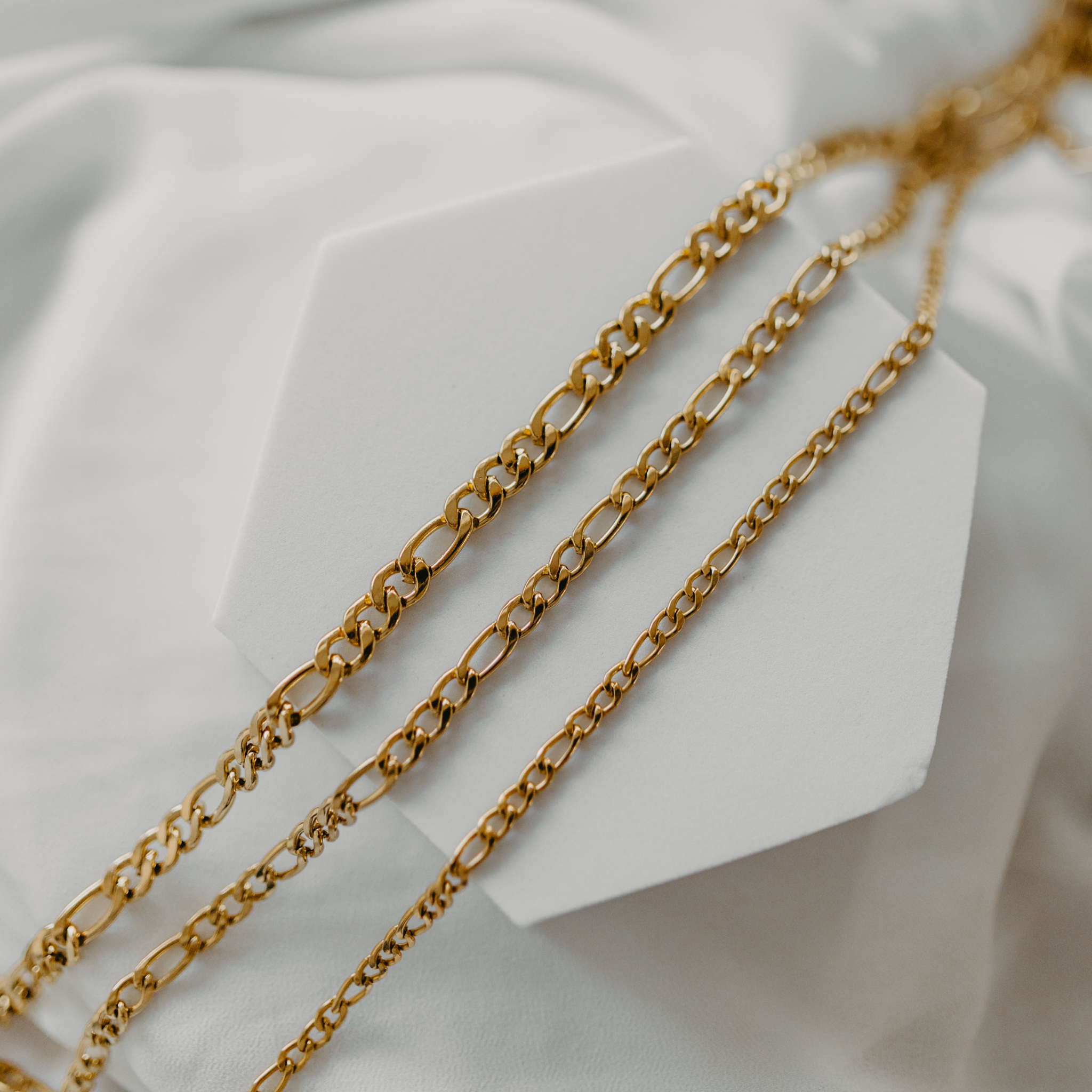 "Ariel" 6mm Figaro Chain Necklace