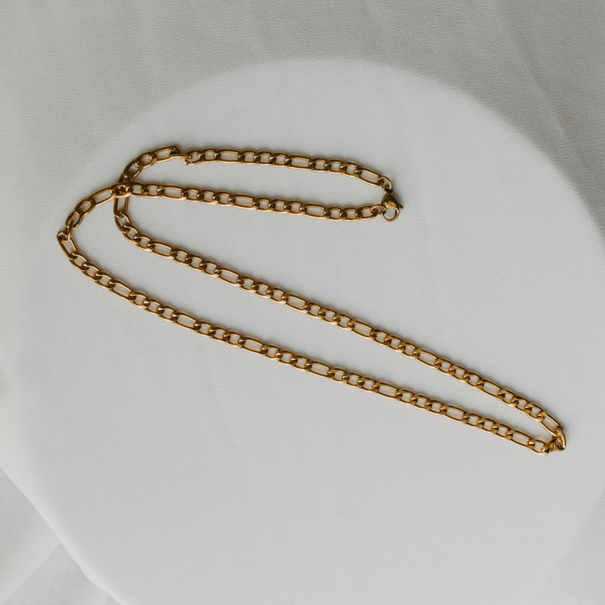 "Ariel" 6mm Figaro Chain Necklace