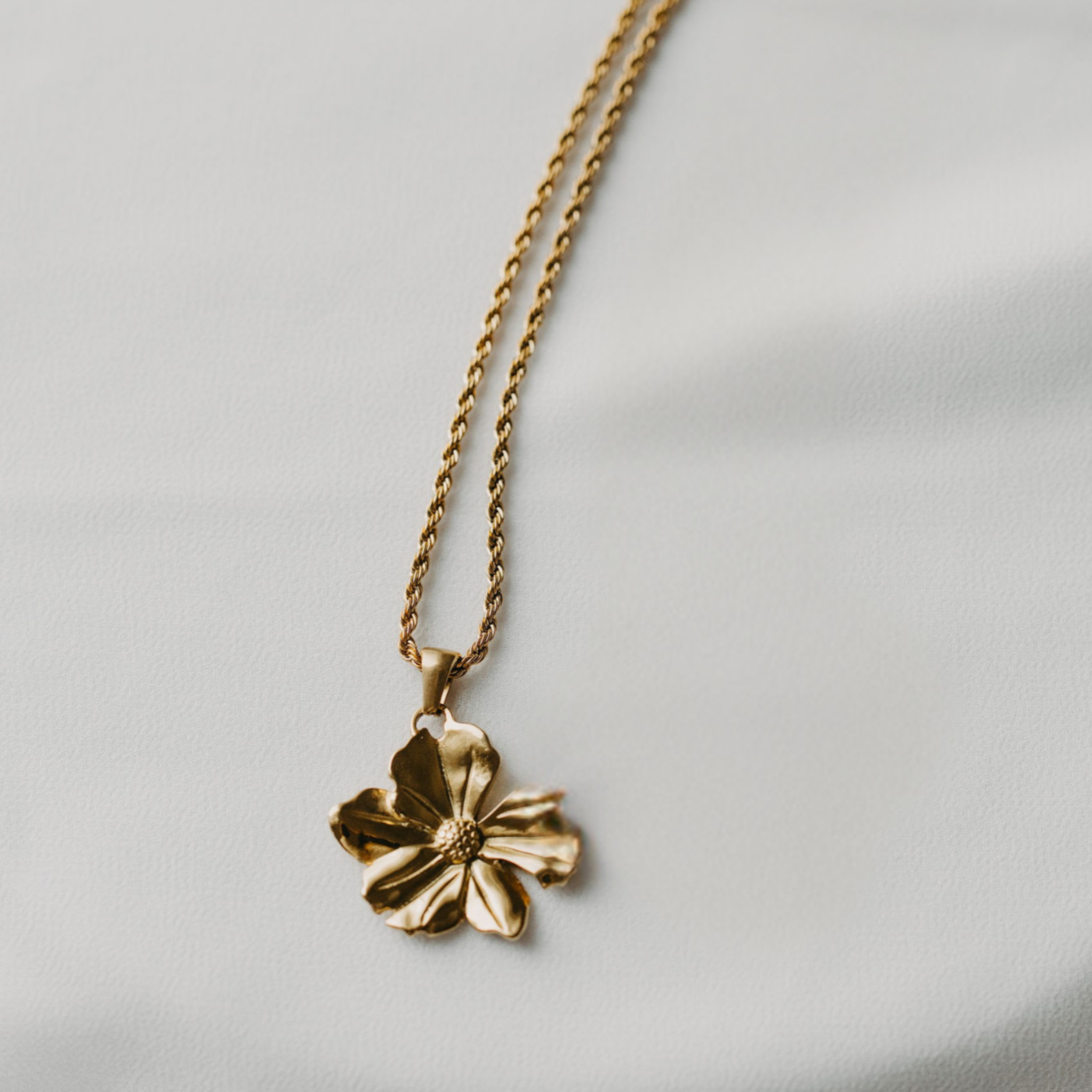 Floradew  Necklace