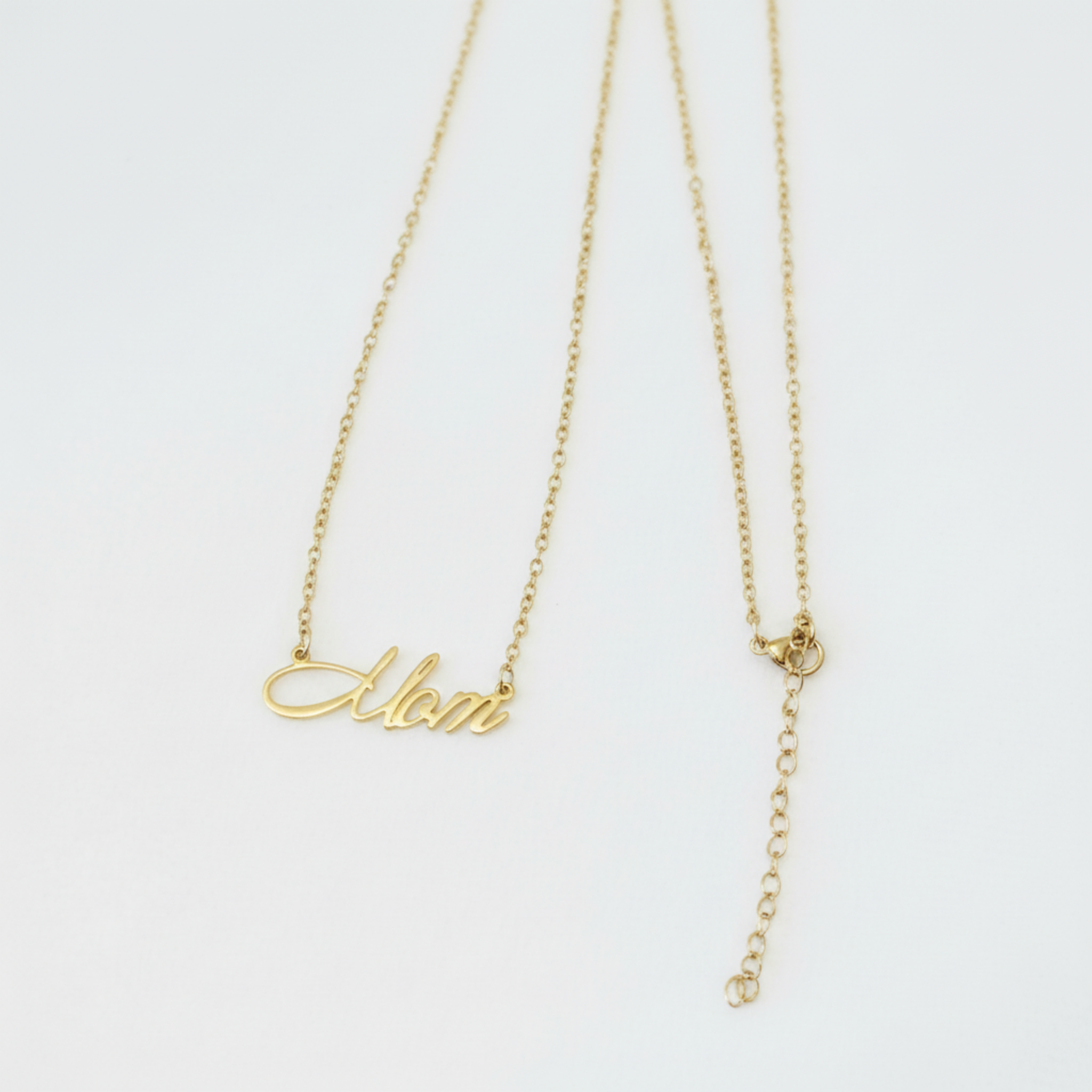 Forever Mom Necklace | Waterproof 18K Gold PVD | Tarnish-Resistant Mom Jewelry Gift