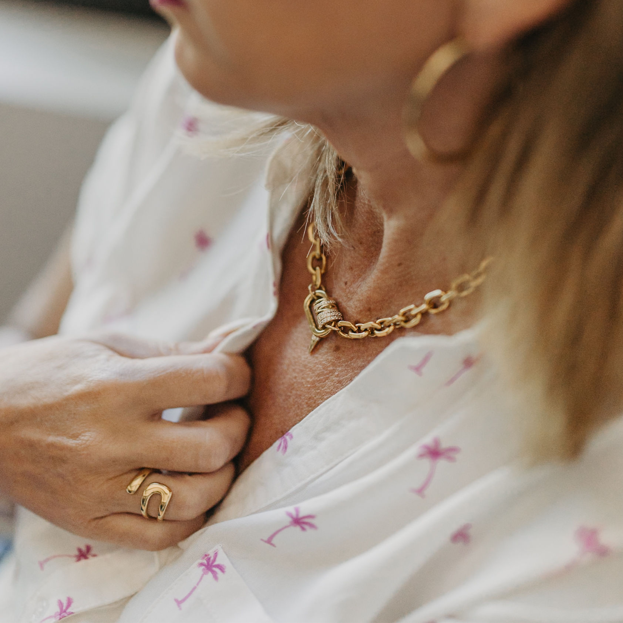 Golden Current Necklace