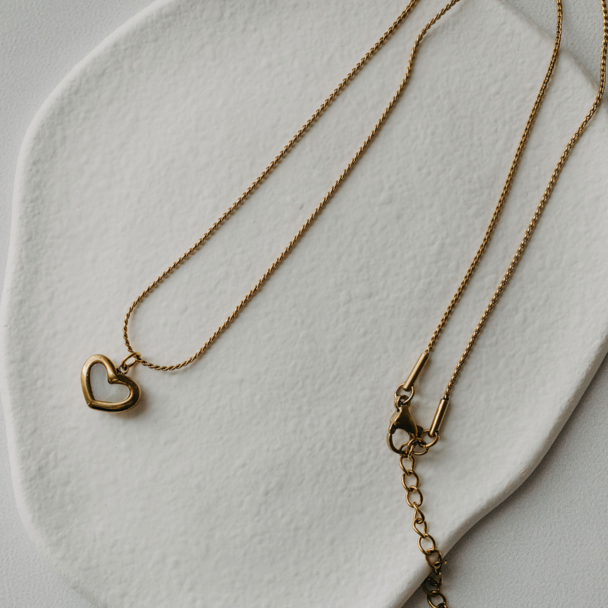 "Mi Amore" Heart Pendant Necklace