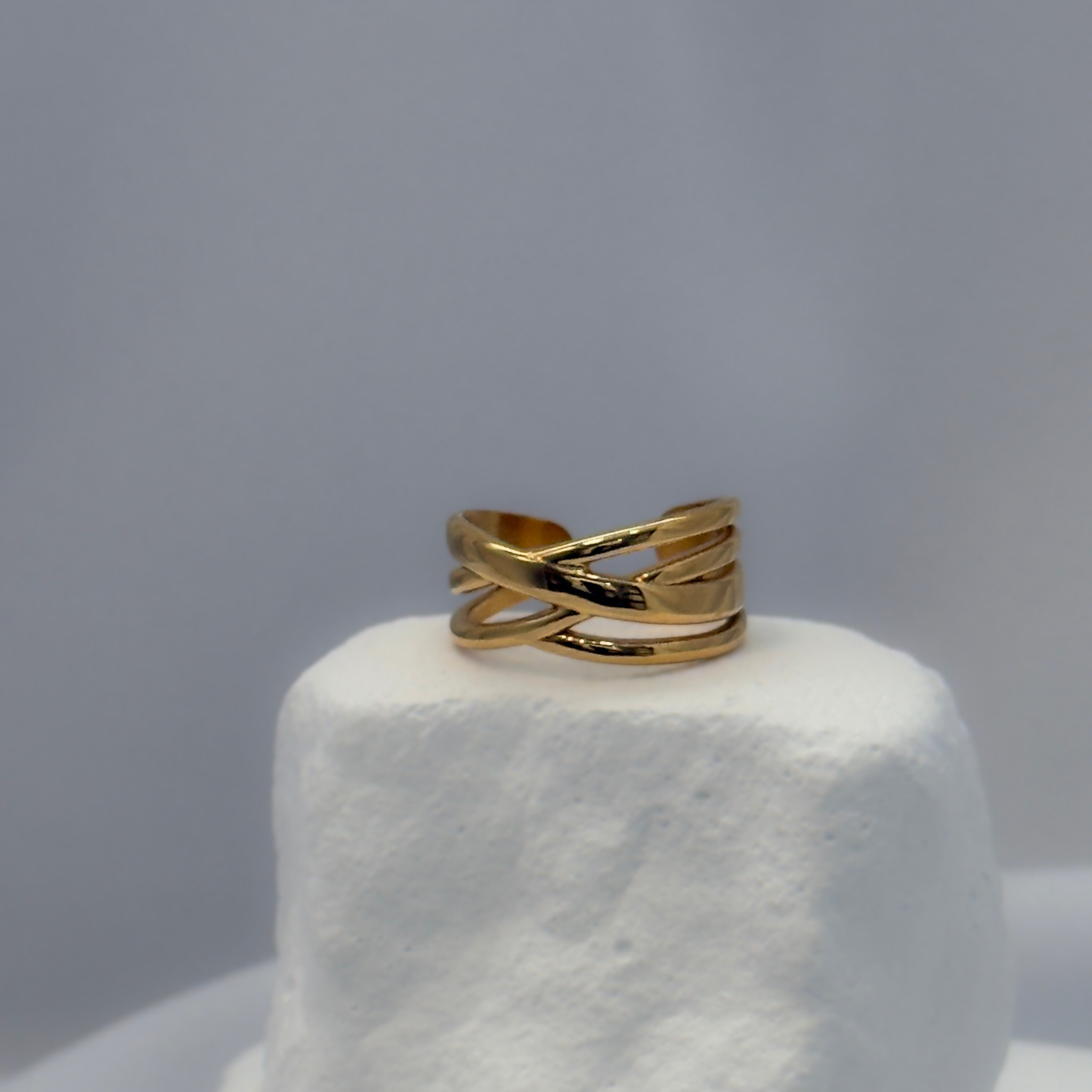 Oasis Escape Ring
