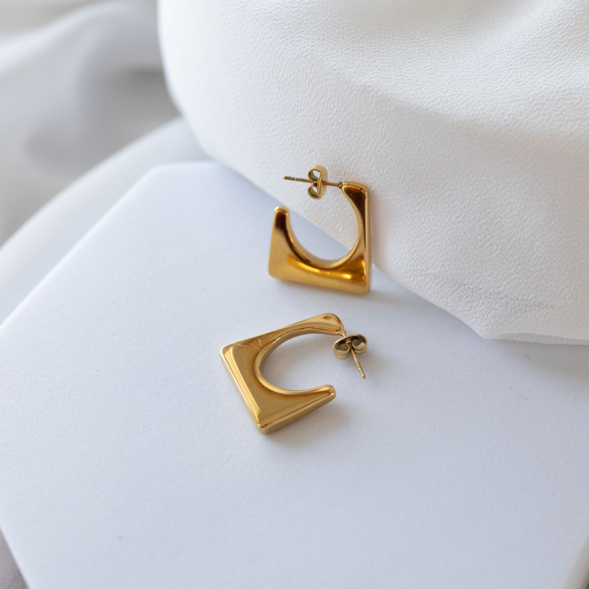 Shoreline Shine Earrings