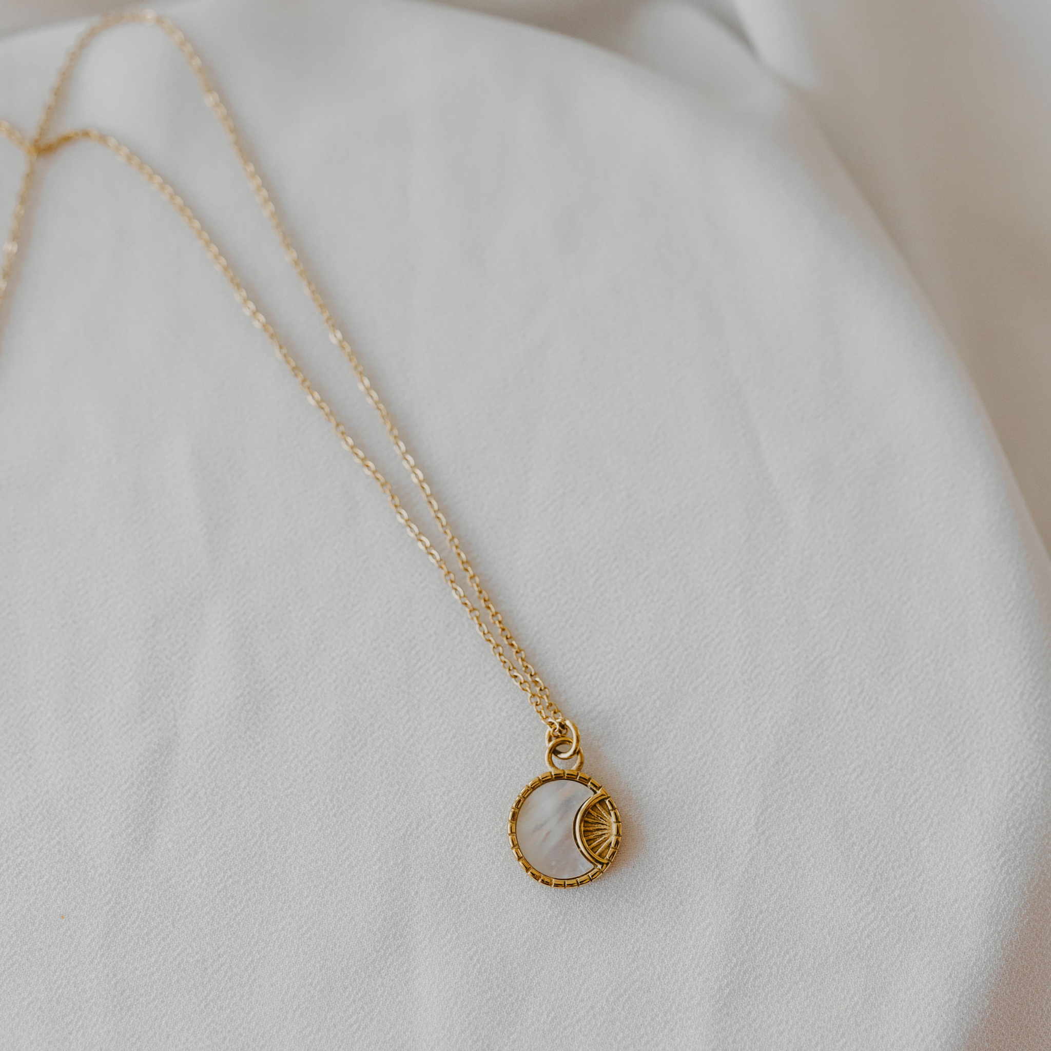 White Sands Necklace