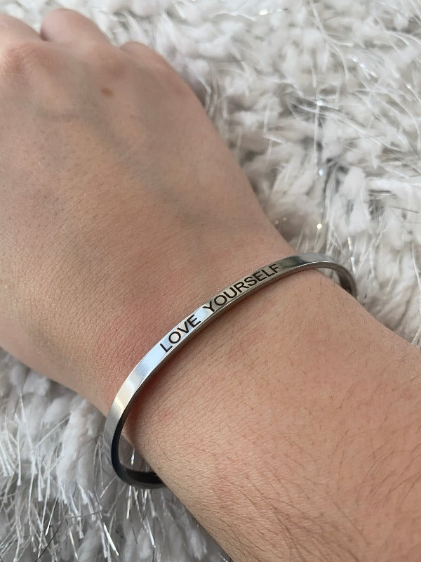 Power Bracelet - Love Yourself